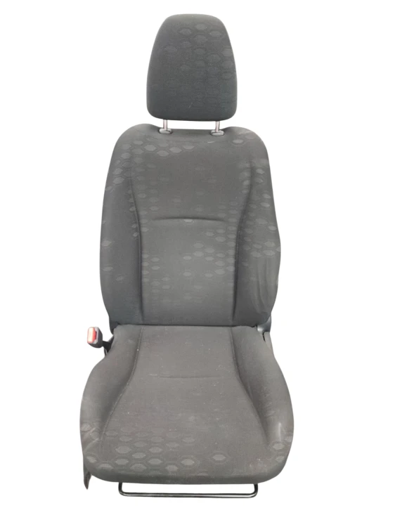 FOTEL LEWY PRZÓD TOYOTA VERSO-S (2011-2013) 1.4 D4D 90KM