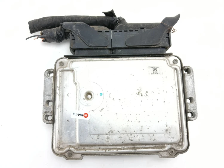 KOMPUTER STEROWNIK SILNIKA HYUNDAI I30 I (2007-2010) 1.6 CRDI 90KM 39106-2A