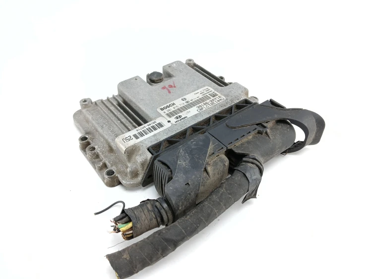 KOMPUTER STEROWNIK SILNIKA HYUNDAI I30 I (2007-2010) 1.6 CRDI 90KM 39106-2A