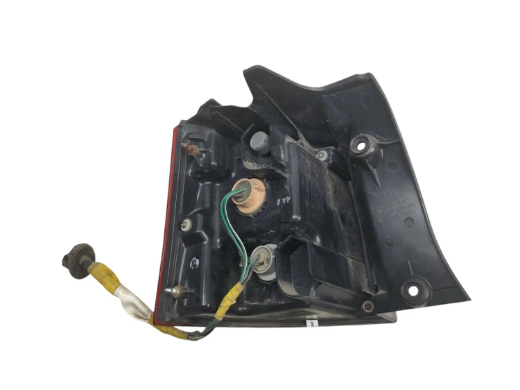 LAMPA PRAWY TYŁ PEUGEOT 4007 (2007-2012) 2.2 HDI 156KM 220-87919
