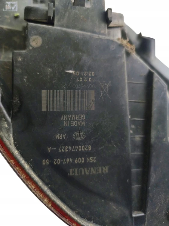 LAMPA PRAWY TYŁ RENAULT SCENIC II LIFT (2006-2009) 2.0 DCI 150KM 8200474327