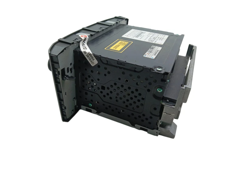 RADIO TOYOTA AVENSIS T25 (2003-2006) 1.6 16V 110KM 86120-05071
