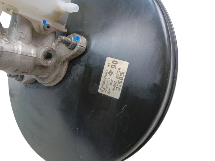 SERWO HAMULCOWE NISSAN QASHQAI J10 (2007-2009) 1.6 16V 114KM 46007 JD90A