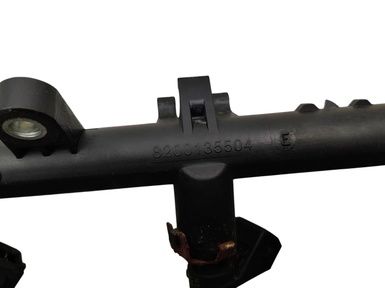 LISTWA WTRYSKOWA RENAULT SCENIC II (2003-2005) 1.6 16V 113KM 8200135504