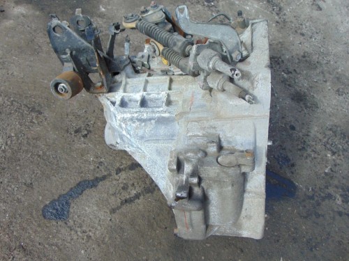 SKRZYNIA BIEGÓW TOYOTA YARIS II 1.3 16V