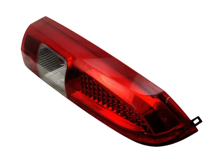 LAMPA LEWY TYŁ VOLVO XC70 I LIFT (2004–2007) 2.5T 209KM