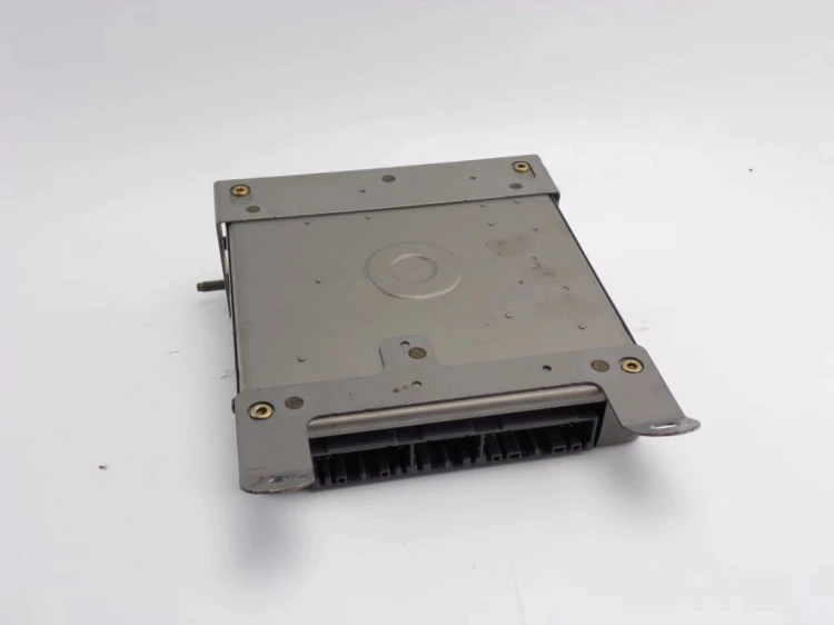 KOMPUTER STEROWNIK SILNIKA MAZDA 323F (1994-1998) 1.5 16V Z50918881B