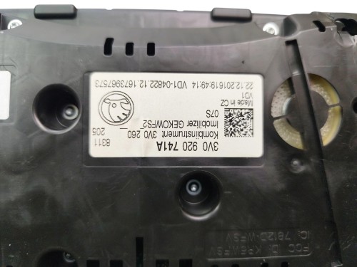 LICZNIK SKODA SUPERB III (2015-2019) 2.0 TDI 150KM 3V0920741A