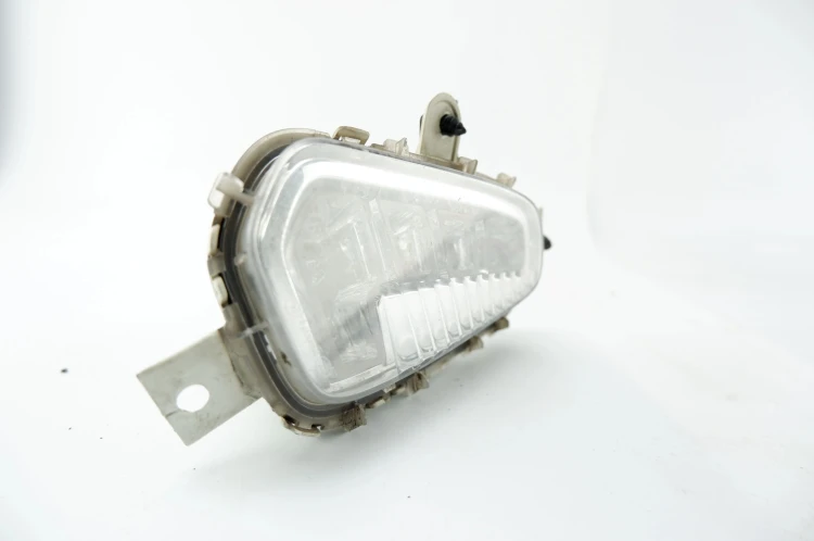 HALOGEN LED PRAWY VOLVO V40 II (2012-2016) 2.0 D4 177KM 31323116