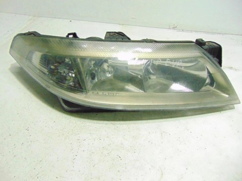 LAMPA PRAWY PRZÓD RENAULT LAGUNA II (2001-2005) 1.9 DCI