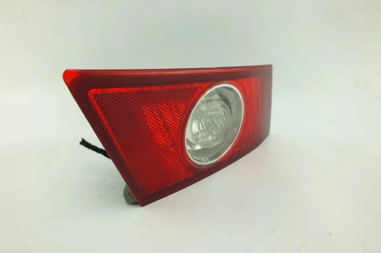 LAMPA PRAWY TYŁ W KLAPE CHEVROLET EPICA