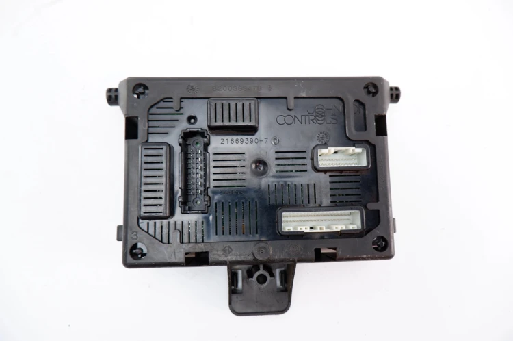 MODUŁ BCM RENAULT CLIO III (2005-2009) 8200652284A