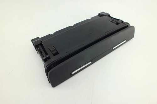 SCHOWEK DESKI PANEL ŚRODKOWY SEAT EXEO (2008-2013) 2.0 TDI 8H0857058