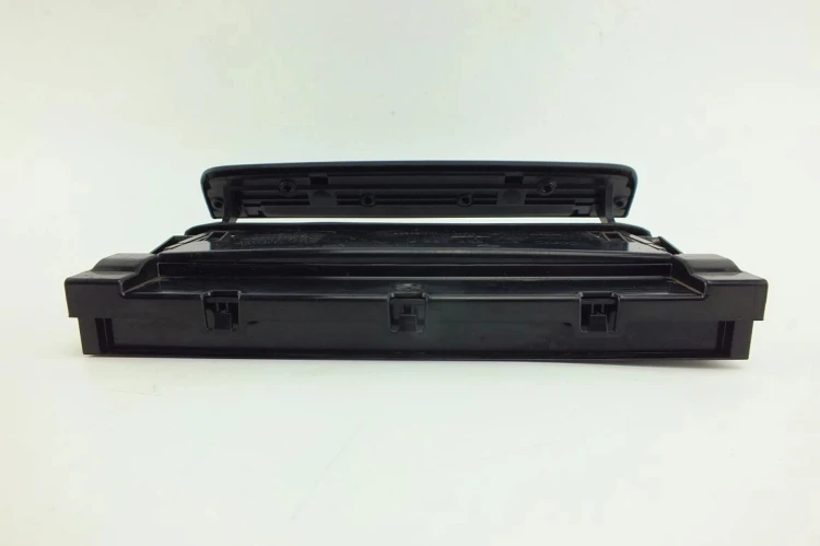 SCHOWEK DESKI PANEL ŚRODKOWY SEAT EXEO (2008-2013) 2.0 TDI 8H0857058