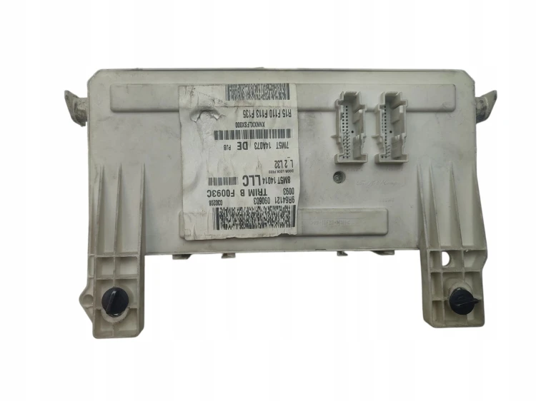SKRZYNKA BEZPIECZNIKÓW BSI FORD FOCUS MK2 LIFT (2007-2011) 1.6 TDCI 90KM 8M