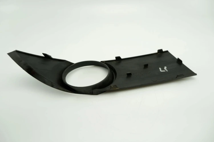 KRATKA ZDERZAKA HALOGENU LEWA RENAULT ESPACE IV (2003-2006) 1.9 DCI
