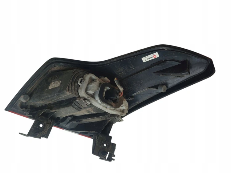 LAMPA PRAWY TYŁ CITROEN C4 PICASSO I LIFT (2010-2013) 1.6 VTI 120KM 9673164