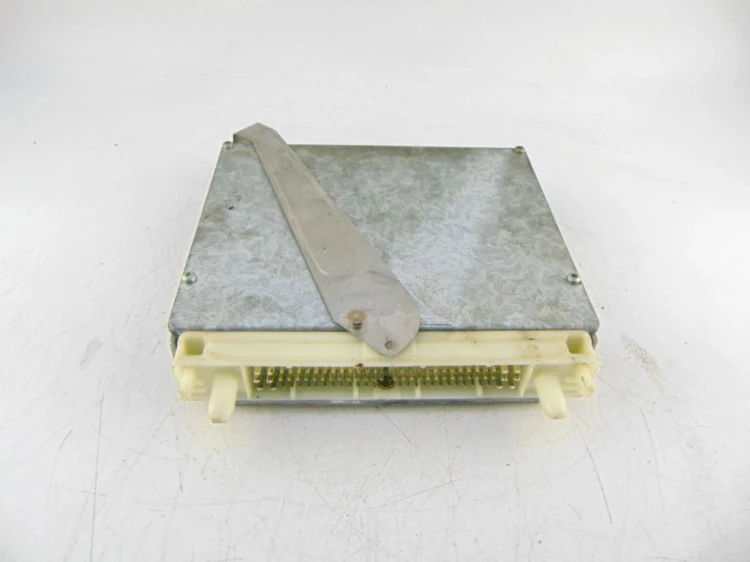 KOMPUTER STEROWNIK SILNIKA VOLVO 850 (1991-1996) S103955403K