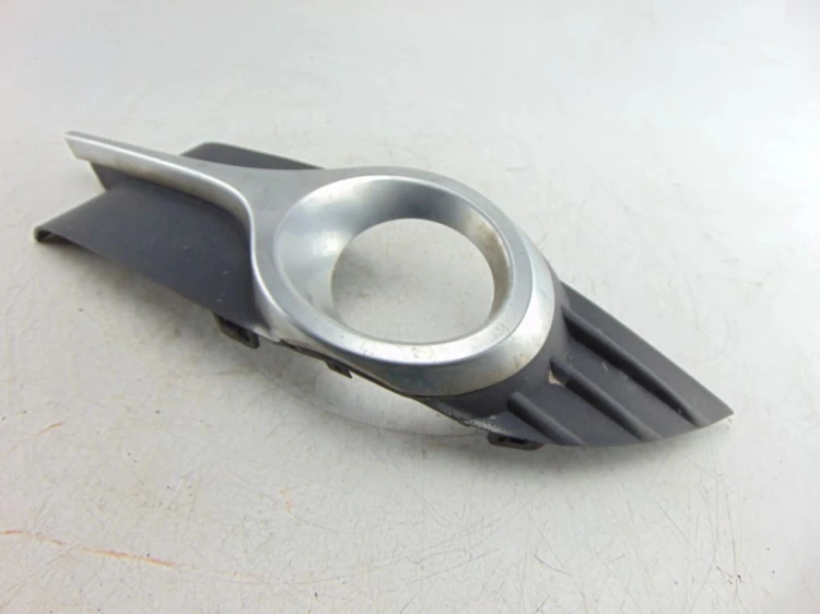 KRATKA ZDERZAKA HALOGENU LEWA RENAULT ESPACE IV LIFT (2006-2014) 2.0 T