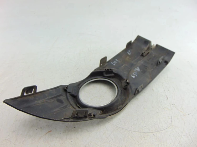 KRATKA ZDERZAKA HALOGENU LEWA RENAULT ESPACE IV LIFT (2006-2014) 2.0 T
