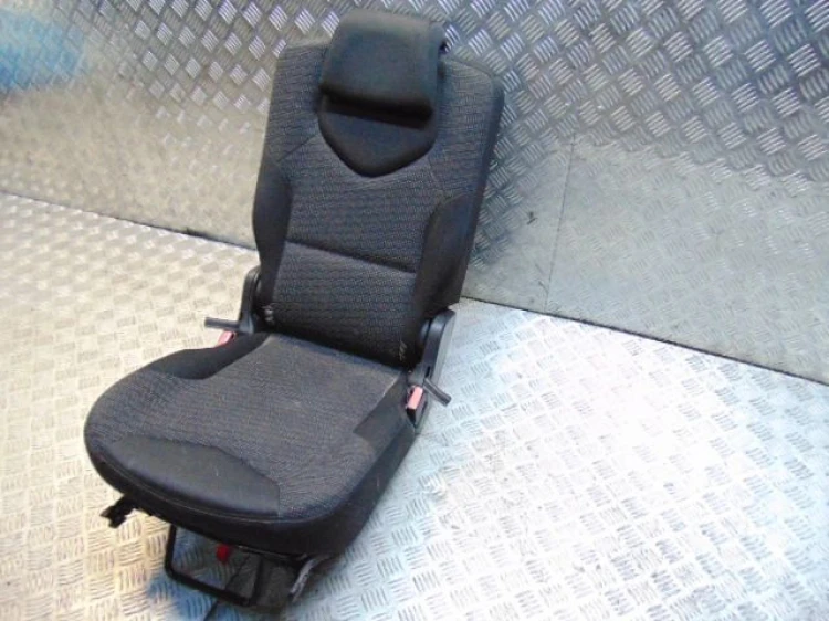 FOTEL TYŁ ŚRODKOWY PEUGEOT 308 T7 (2007-2013) 1.6 HDI