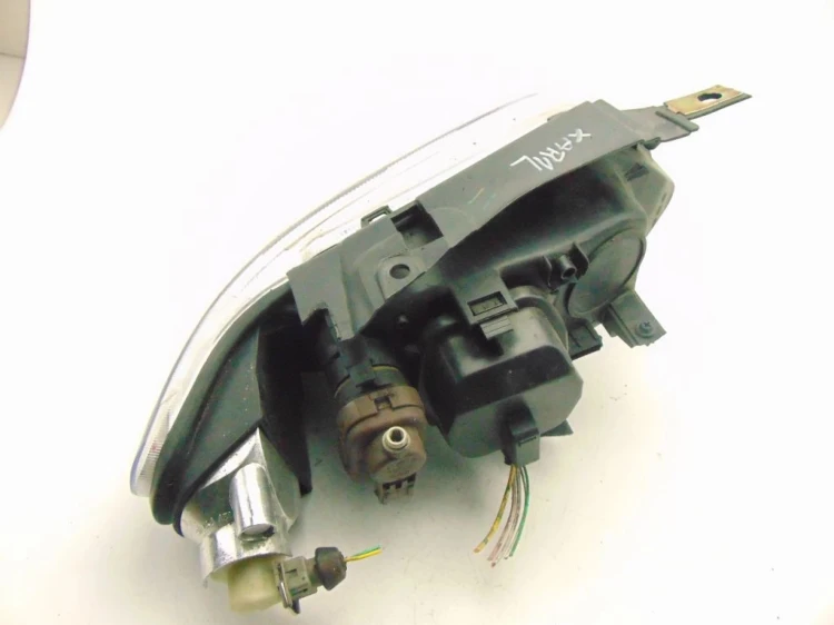 LAMPA LEWY PRZÓD CITROEN XSARA II 1.4