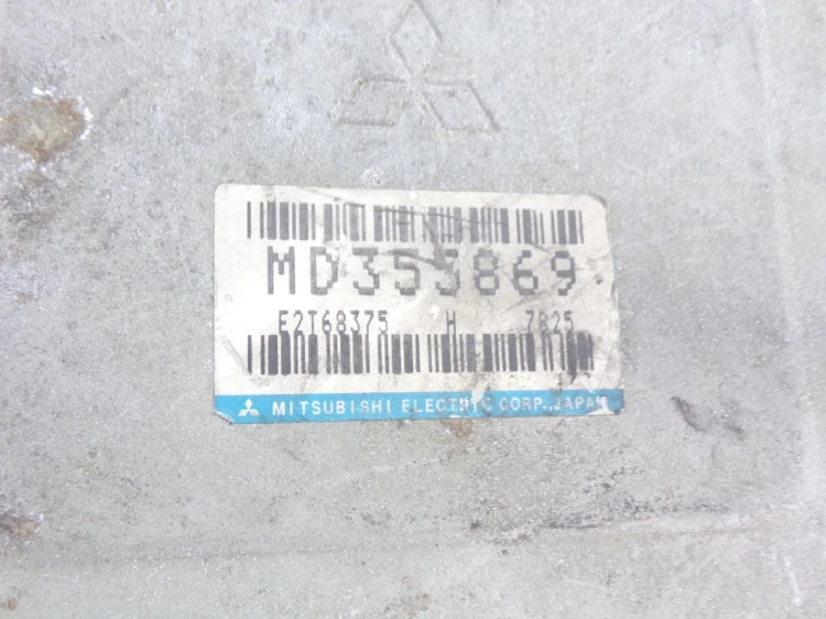 KOMPUTER STEROWNIK SILNIKA MITSUBISHI CARISMA 1.8 GDI MD355869