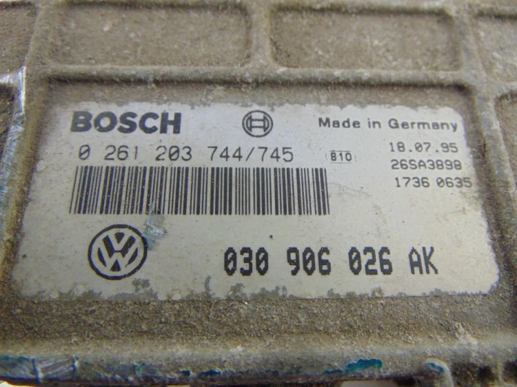 KOMPUTER STEROWNIK SILNIKA VOLKSWAGEN POLO III 6N 1.0 BEN 030906026AK