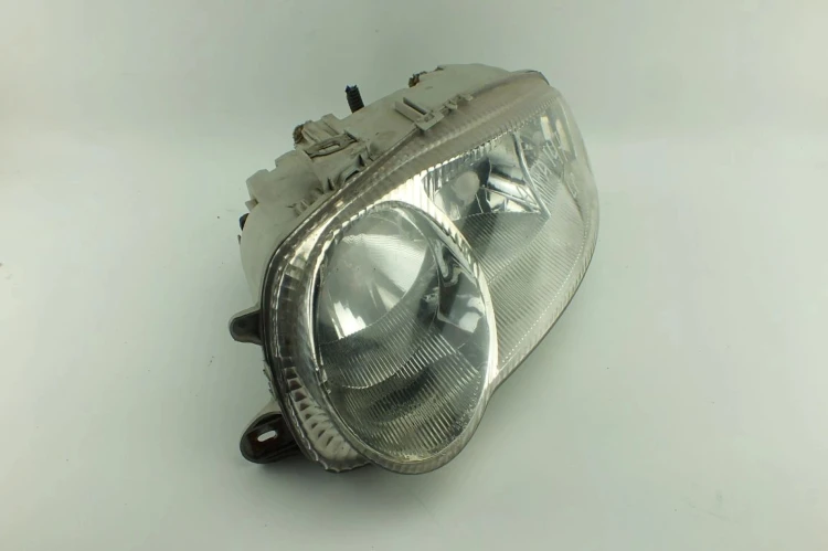 LAMPA LEWY PRZÓD ALFA ROMEO 147 1.9 JTD