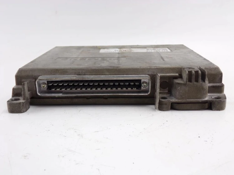 KOMPUTER STEROWNIK SILNIKA RENAULT MEGANE I (1996-1999) 1.6 BENZ 7700864451