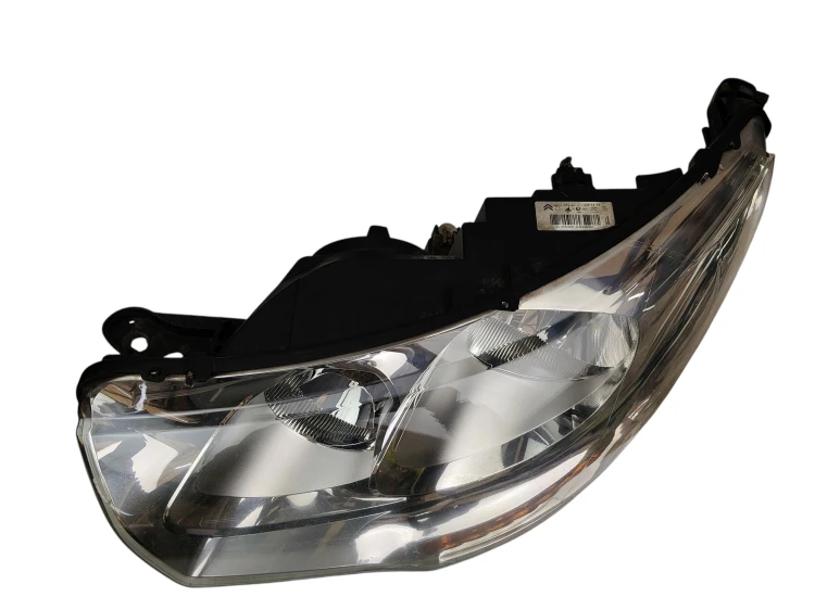 LAMPA PRAWY PRZÓD CITROEN C4 II B7 (2010-2015) 1.6 e-HDI 92KM 9687308280