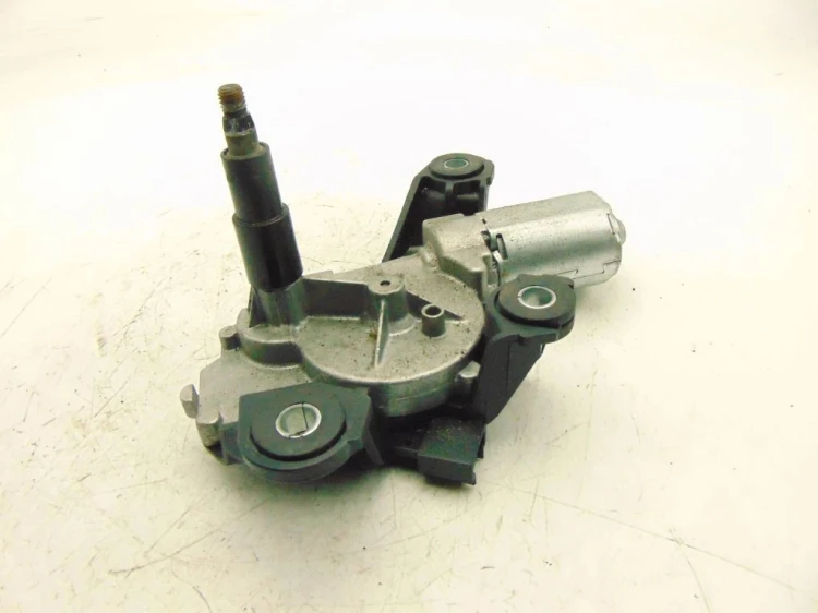 MECHANIZM WYCIERACZKI TYŁ NISSAN QASHQAI J10 (2007-2013) 2.0 DCI 0390201820