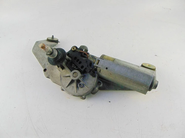 MECHANIZM WYCIERACZKI TYŁ VOLVO V40 I LIFT (1999-2004) 1.9 D 0390201529