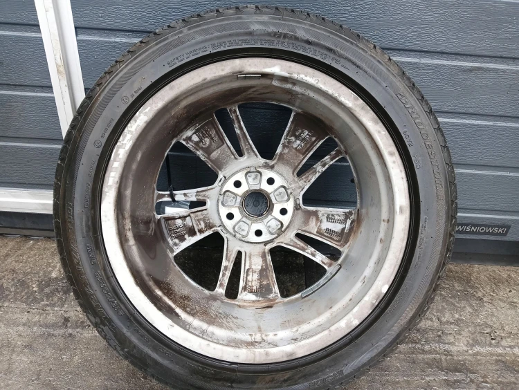 FELGA ALUMINIOWA AUDI Q2 GA 81A LIFT (2020-2023) 1.5 TFSI 150KM 81A601025A