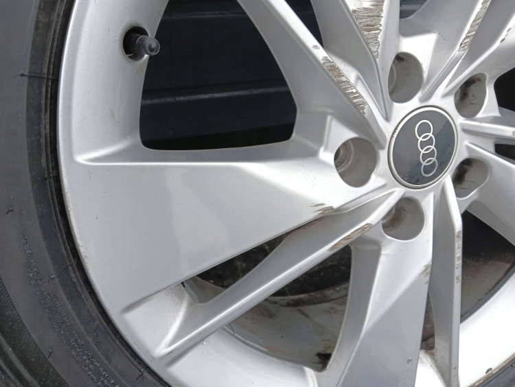 FELGA ALUMINIOWA AUDI Q2 GA 81A LIFT (2020-2023) 1.5 TFSI 150KM 81A601025A