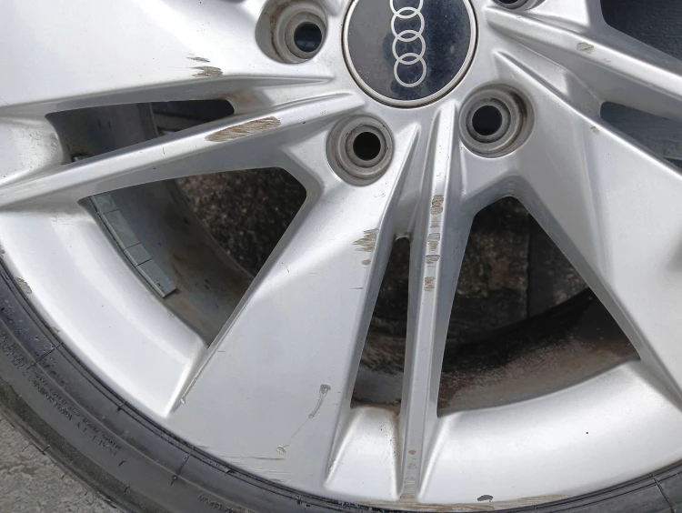 FELGA ALUMINIOWA AUDI Q2 GA 81A LIFT (2020-2023) 1.5 TFSI 150KM 81A601025A