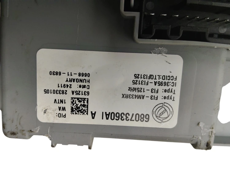 SKRZYNKA BEZPIECZNIKÓW BSI FIAT 500 (2007-2015) 1.4 16V 100KM 68073360A