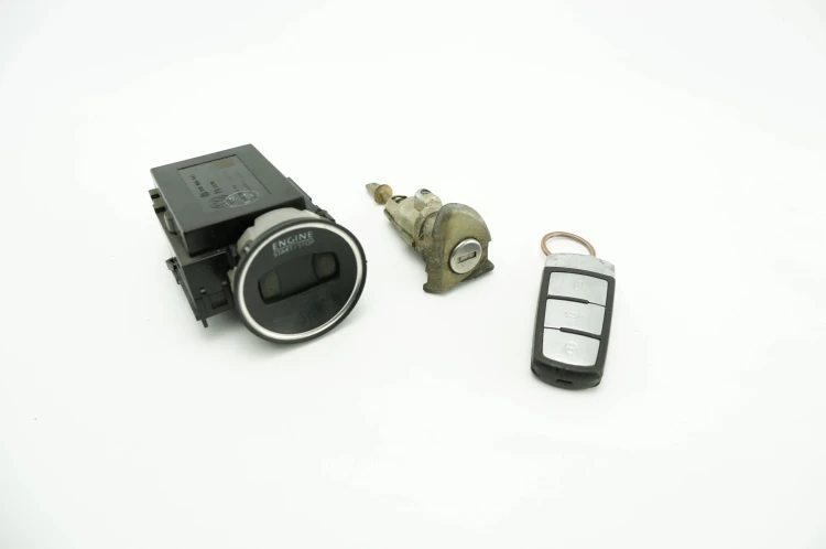 STACYJKA VOLKSWAGEN PASSAT B6 3C0905843