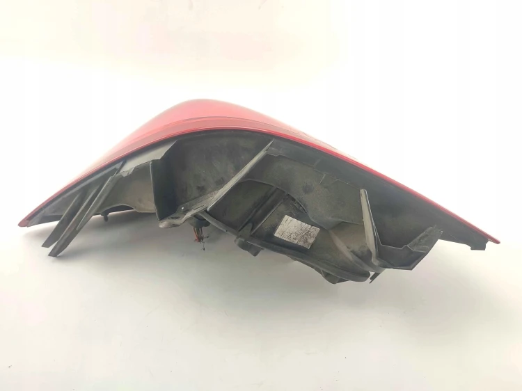 LAMPA PRAWY TYŁ NISSAN PRIMERA P12 (2002-2007) 1.9 DCI 120KM