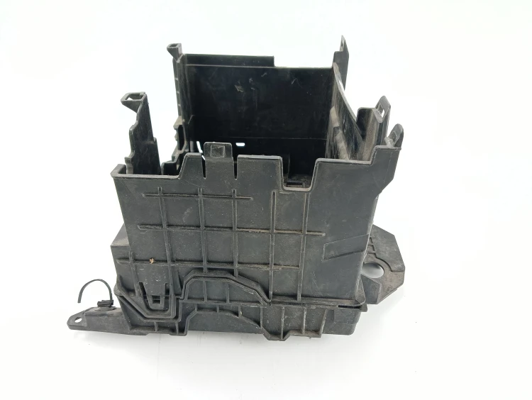OBUDOWA AKUMULATORA RENAULT MODUS (2004-2007) 1.2 16V 75KM 8200314273