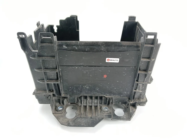 OBUDOWA AKUMULATORA RENAULT MODUS (2004-2007) 1.2 16V 75KM 8200314273