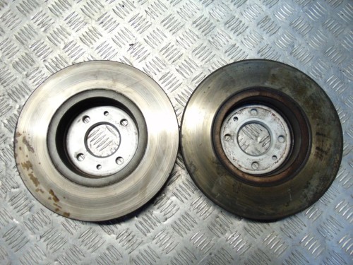 TARCZE HAMULCOWE PRZÓD RENAULT MEGANE II (2002-2005) 1.5 DCI