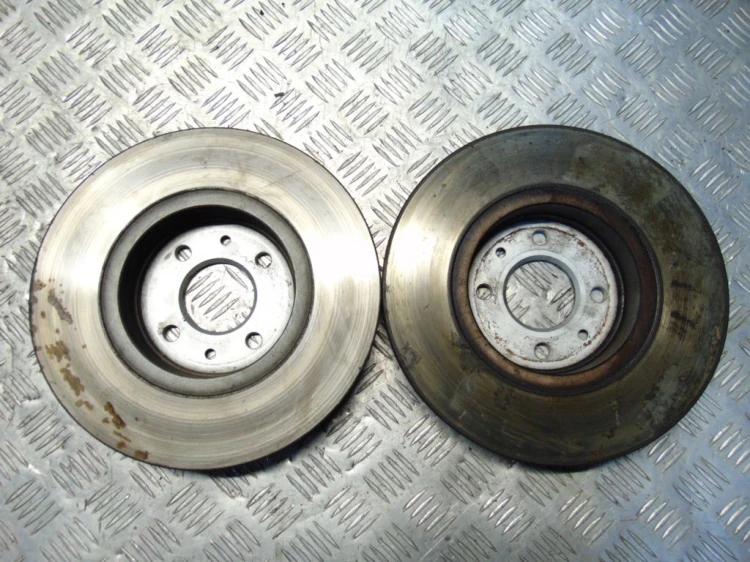 TARCZE HAMULCOWE PRZÓD RENAULT MEGANE II (2002-2005) 1.5 DCI
