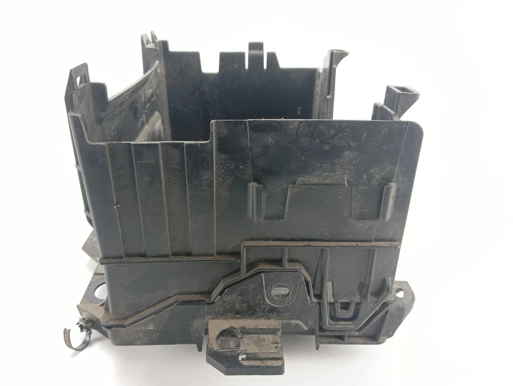 OBUDOWA AKUMULATORA RENAULT CLIO III (2005-2009) 1.5 DCI 86KM 8200314272