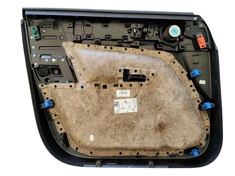 FOTELE KOMPLET VOLVO XC40 RECHARGE LIFT (2022-) E400V12 408KM