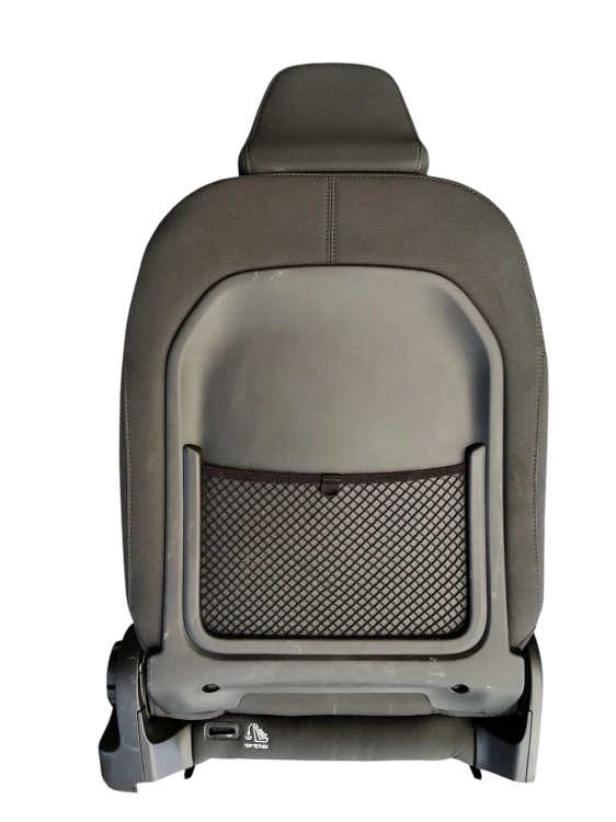 FOTELE KOMPLET VOLVO XC40 RECHARGE LIFT (2022-) E400V12 408KM