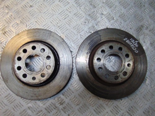 TARCZE HAMULCOWE PRZÓD SKODA OCTAVIA II LIFT (2008-2013) 1.6 TDI