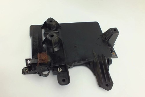 PODSTAWA AKUMULATORA MITSUBISHI COLT Z30 LIFT (2008-2012) 1.1 75km 8201A084
