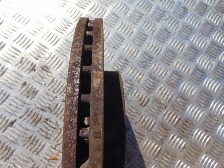 TARCZE HAMULCOWE PRZÓD SEAT LEON II LIFT (2009-2012) 1.6 TDI