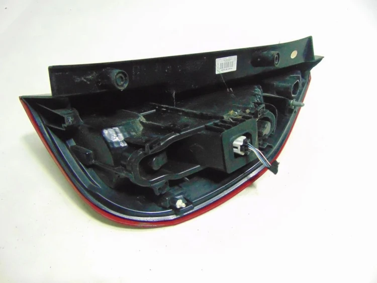 LAMPA LEWY TYŁ RENAULT SCENIC III (2009-2013) 1.6 16V